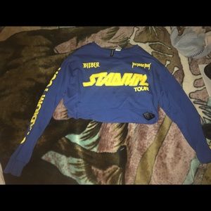 Justin Bieber cropped world tour shirt ❤️